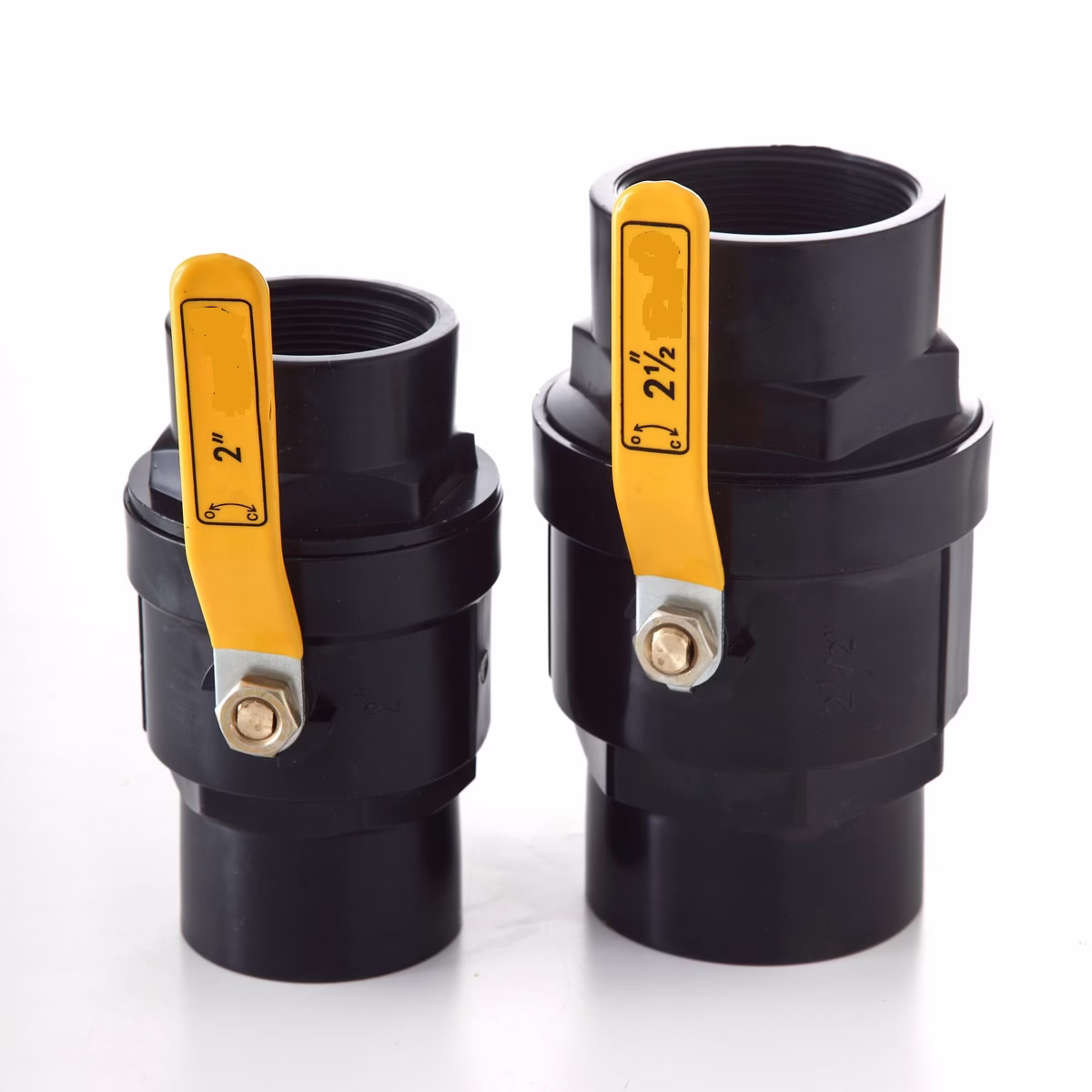 Two-stroke polymer ball valve of metal handle with no plating ball